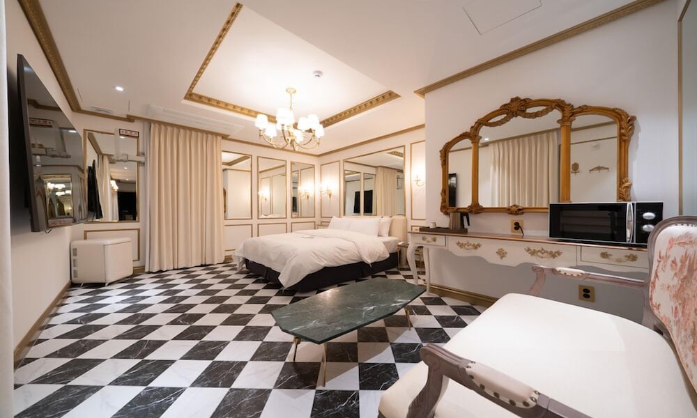Royal Suite photo 3