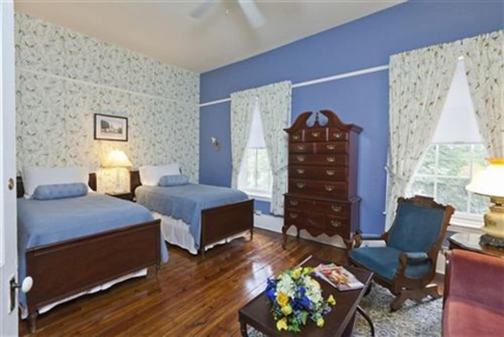 Traditional Room, 2 Twin Beds, Ensuite, City View