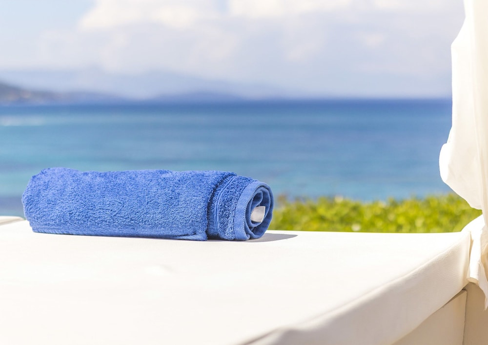 Villa Sea View with Private Hot-Tub and Heated Pool photo 3