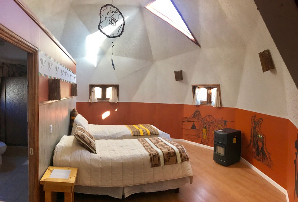 Double or Twin Room, 1 Double or 2 Twin Beds, Private Bathroom photo 2