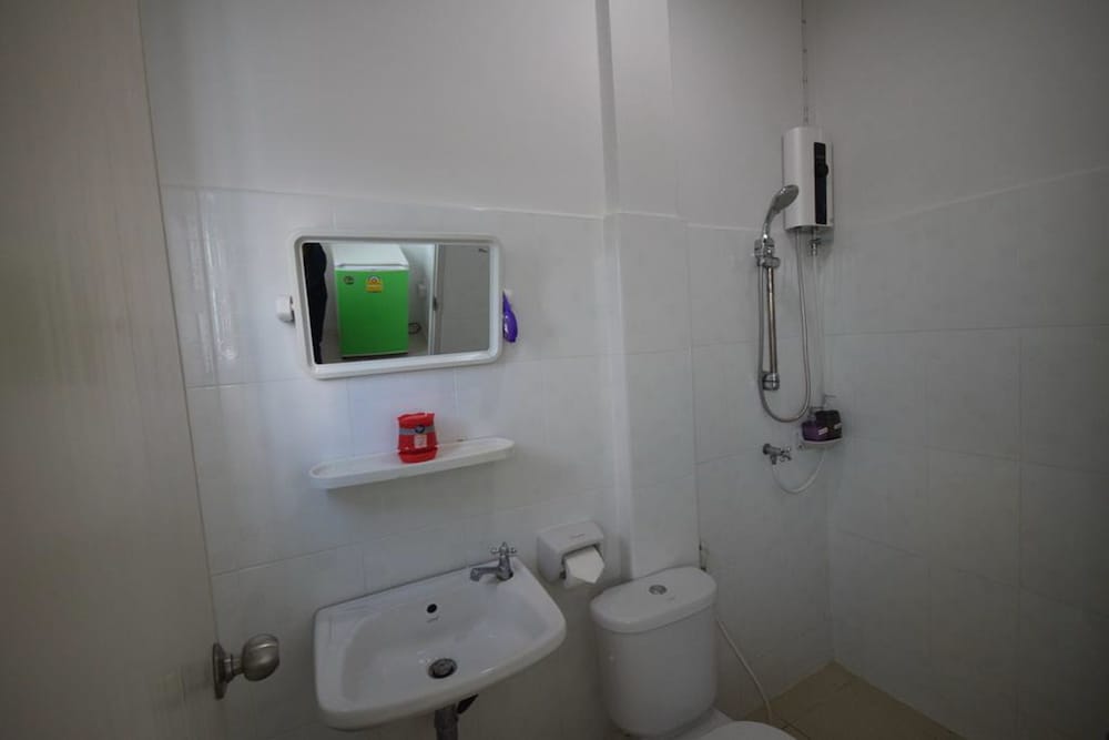 Double Room with No Window photo 2