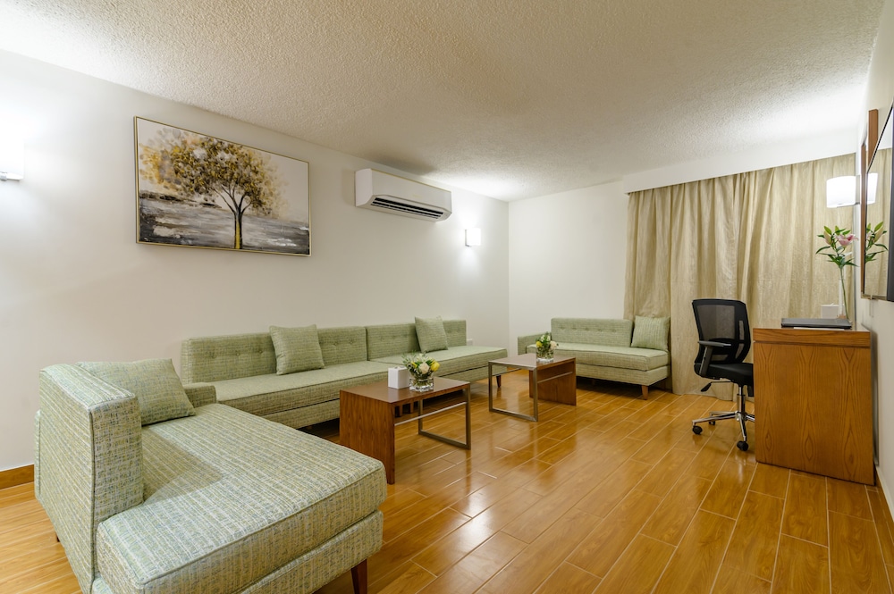 Junior Suite