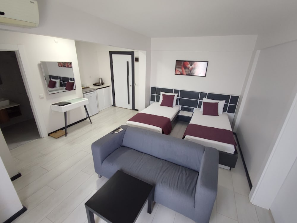 Family Quadruple Room photo 2