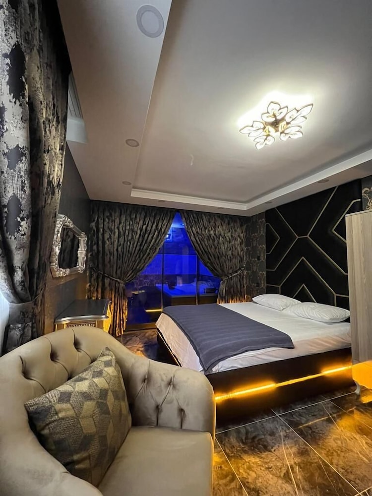 Luxury Room