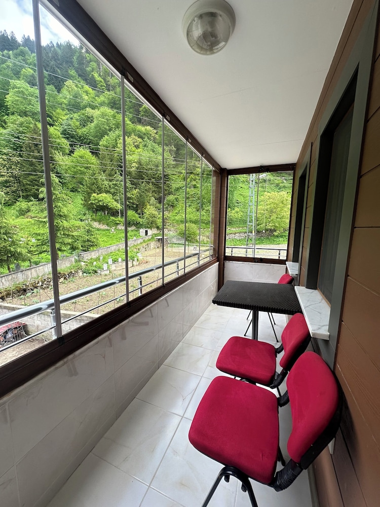 Standard Condo, Mountain View photo 3