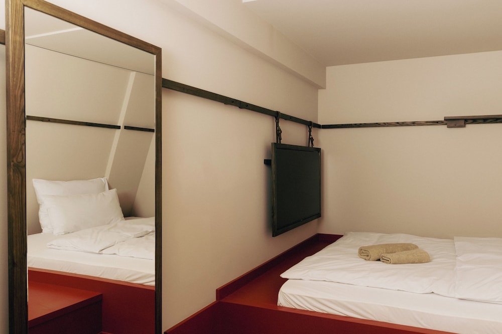 French Cozy Room photo 1