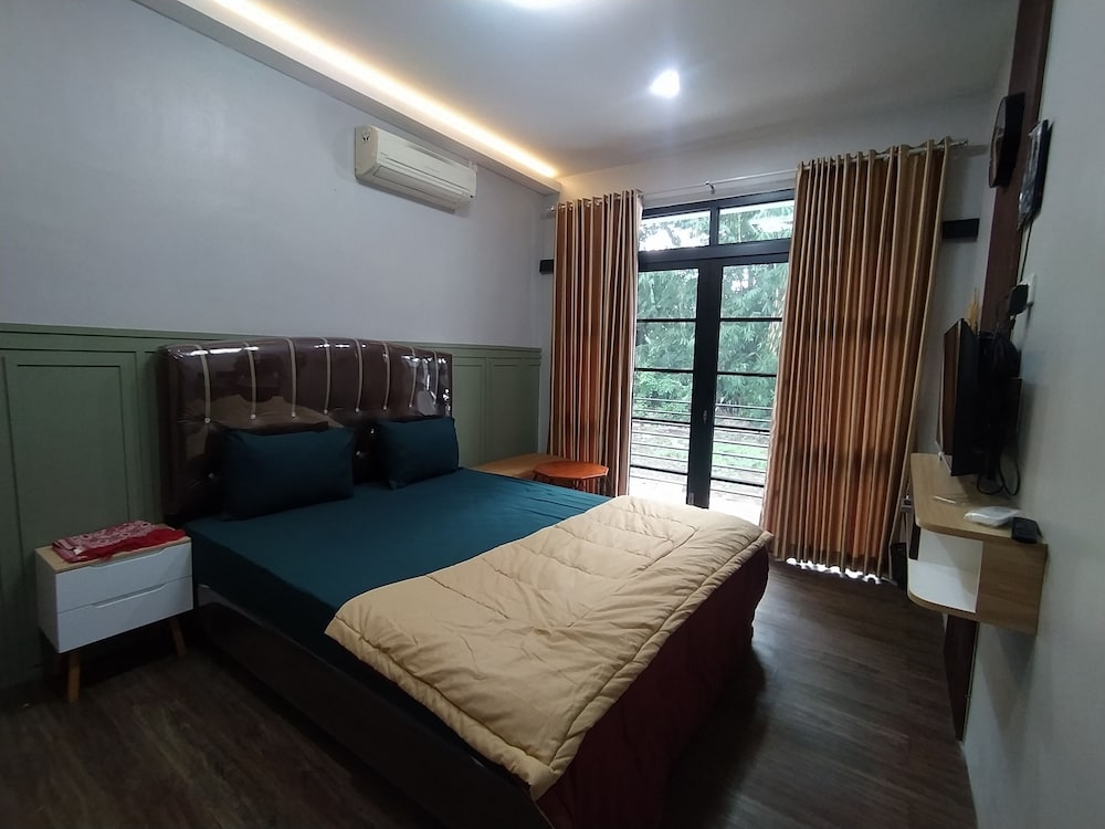 Villa photo 1