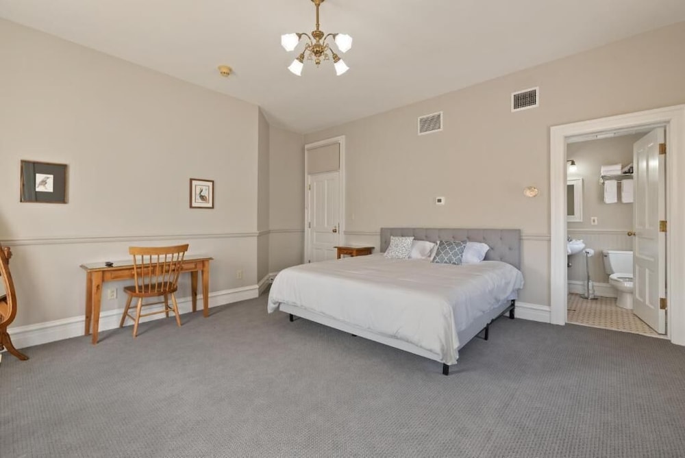 Signature Room