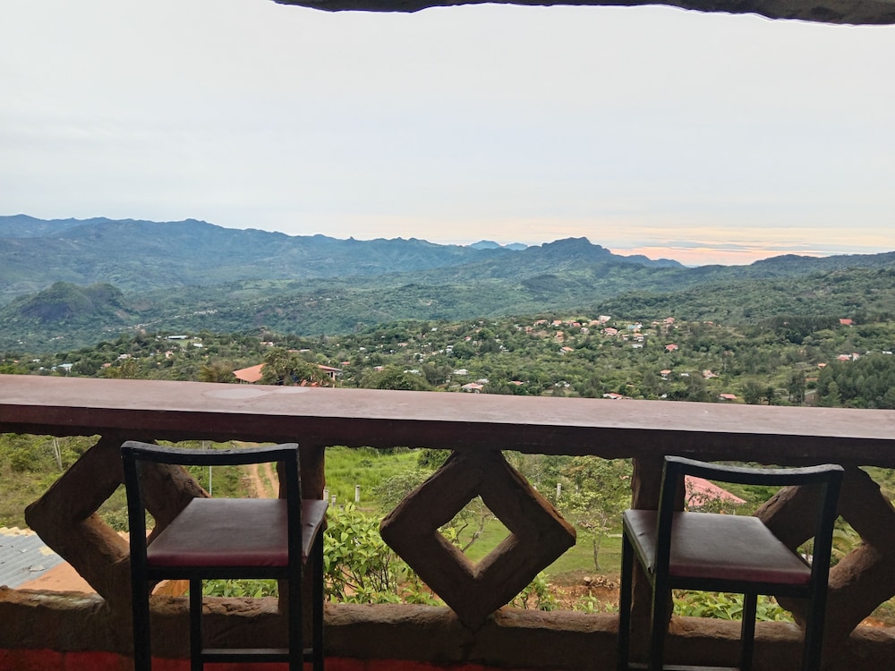 Family Cottage, Balcony, Mountain View photo 3