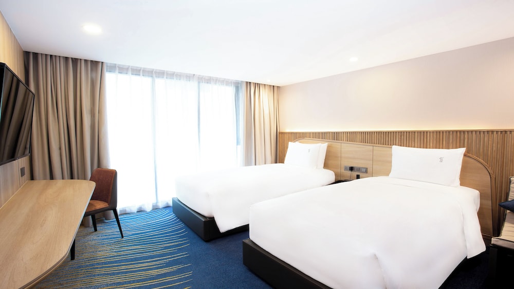Standard Room, 2 Twin Beds (Free Breakfast) photo 2