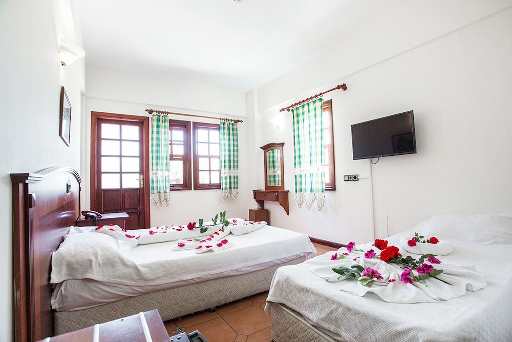 Triple Room photo 2