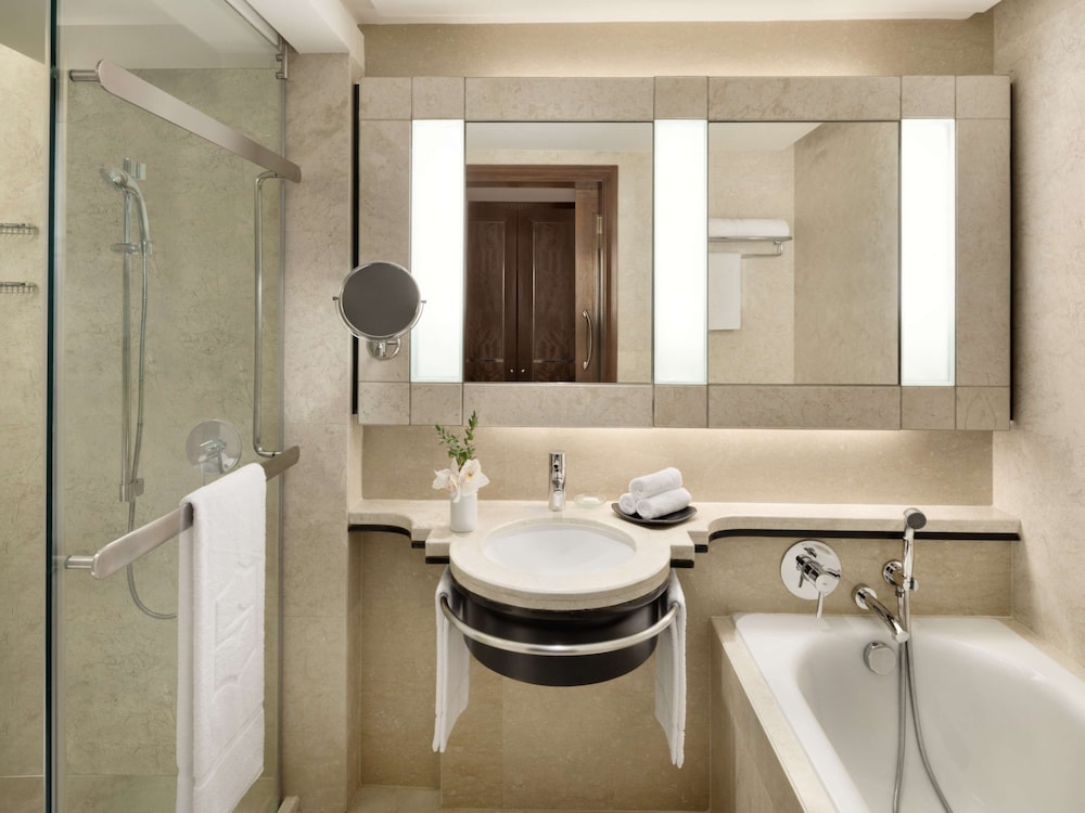 Premier Room, 2 Twin Beds (Selection) photo 3