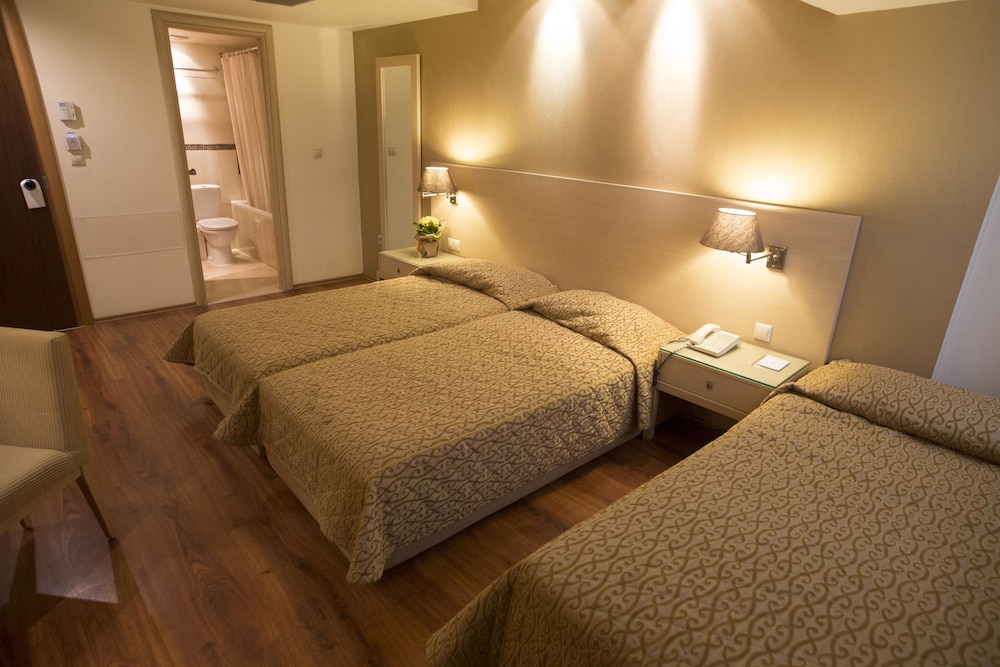 Triple Room - Photo 3