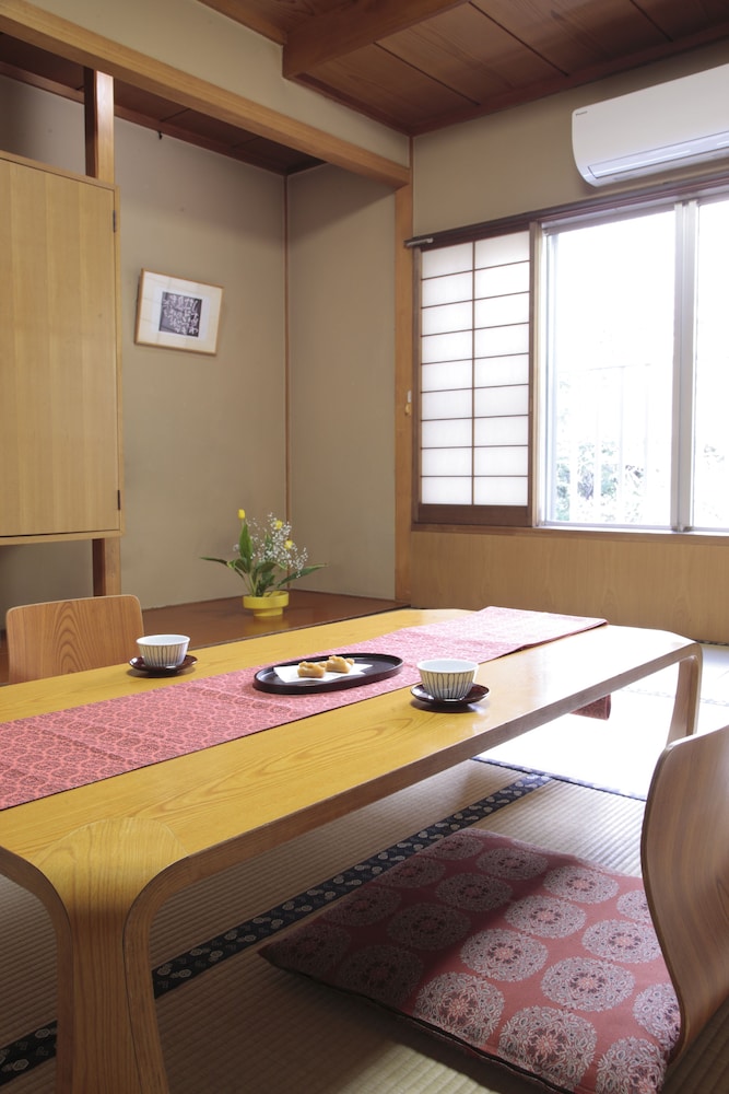 Japanese Style Room, 10 tatami mats, North Facing photo 3
