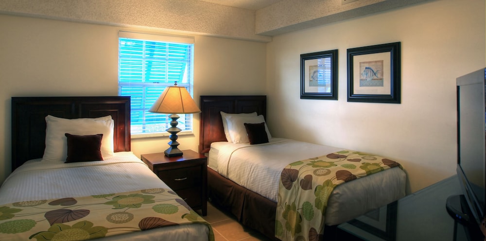 Suite, Multiple Beds, Ocean View (Standard Two Bedroom Ocean View Suite) - Photo 3