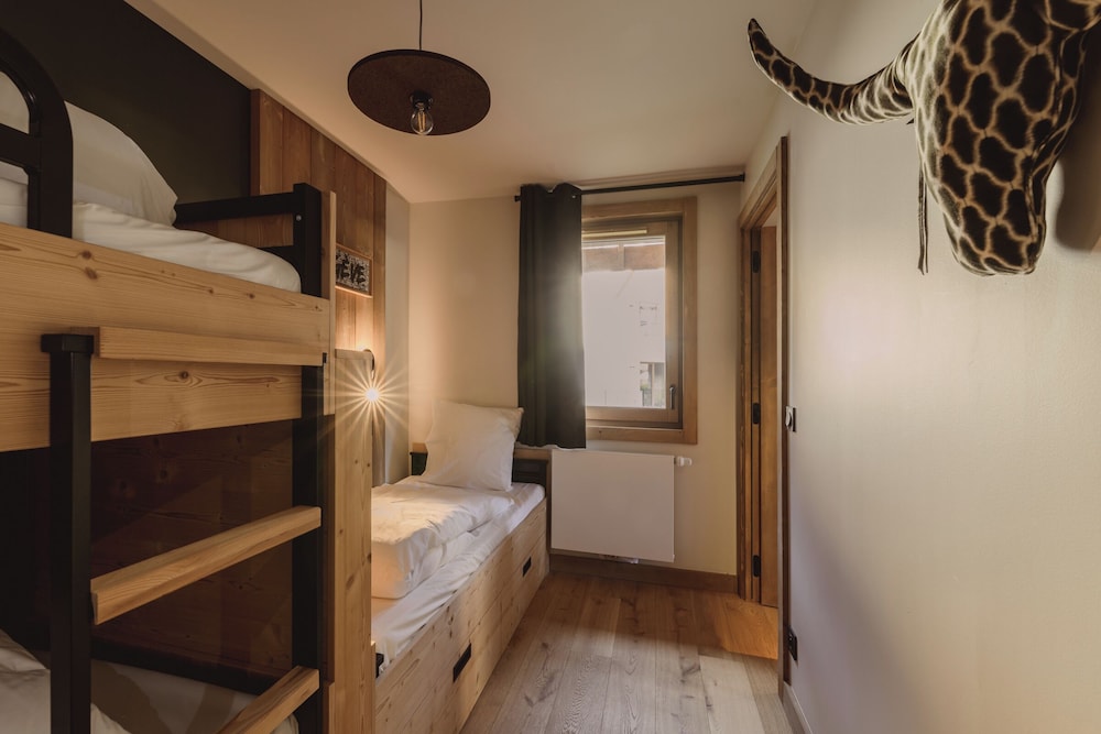 3 Pièces Cabine 8 Pers. Standard photo 1