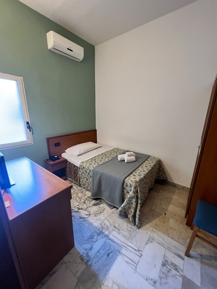 Basic Single Room