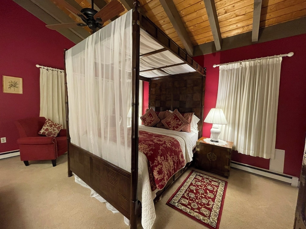 Orchid Room photo 1