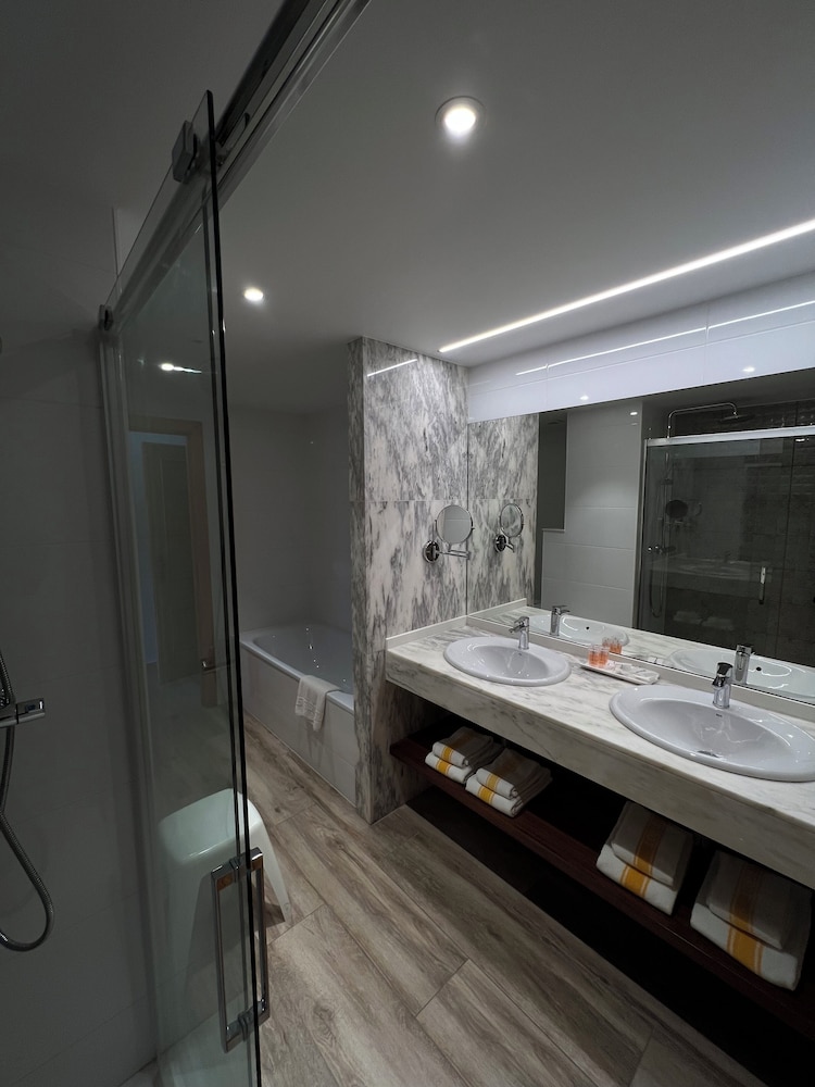 Junior Studio Suite photo 2