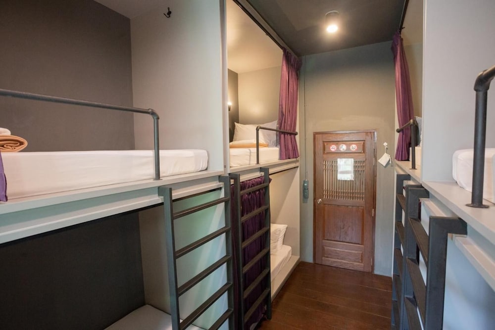 8 Beds Mixed Dormitory Room (Up to 8 person) photo 1