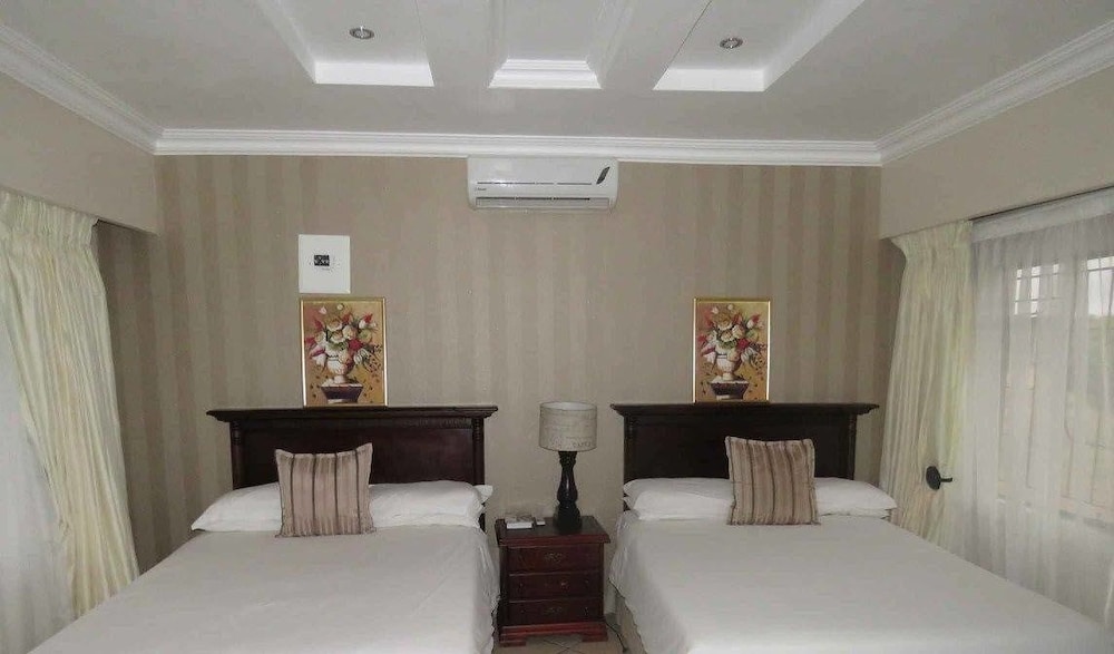 Quadruple Room photo 1