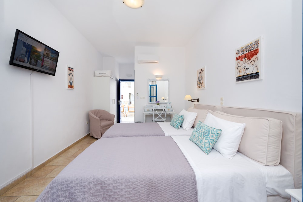 Superior Room - Photo 7