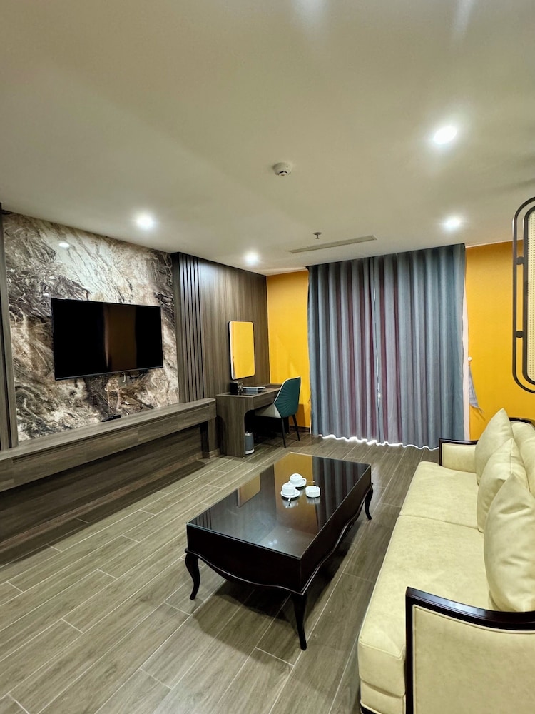 Senior Double Room Single Use photo 3