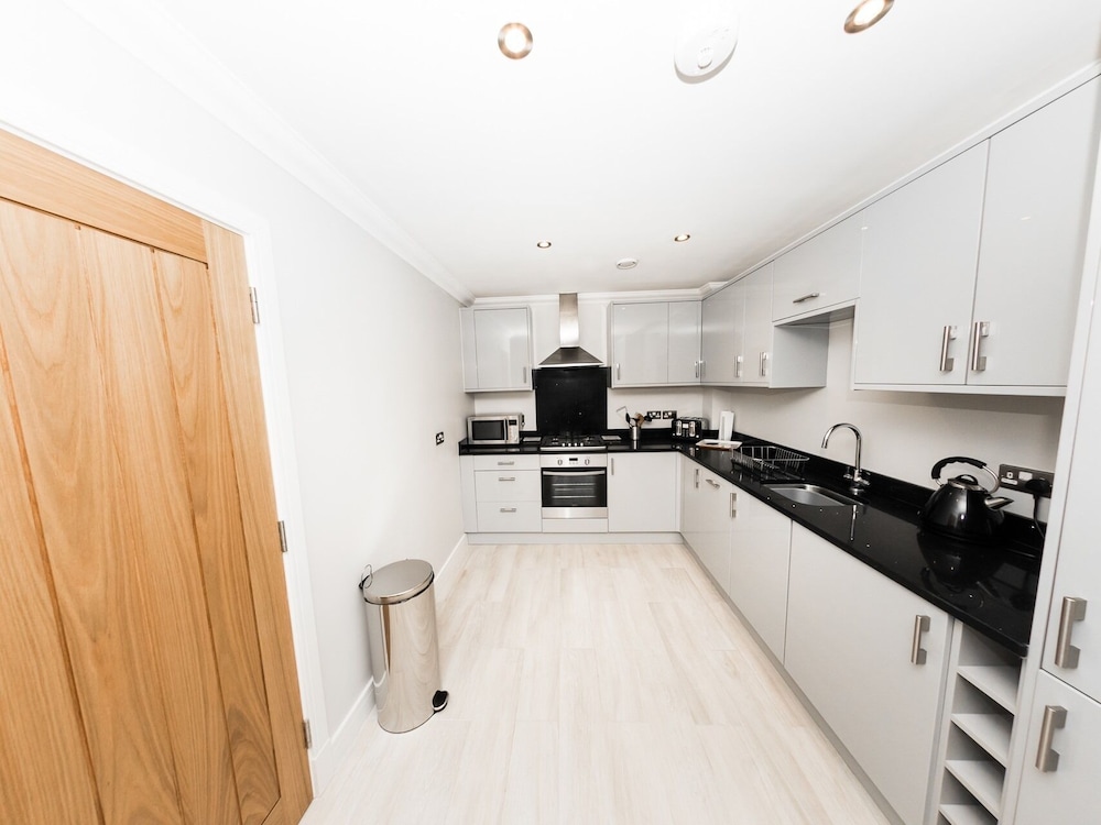 Superior Penthouse, Private Bathroom (Town Centre)