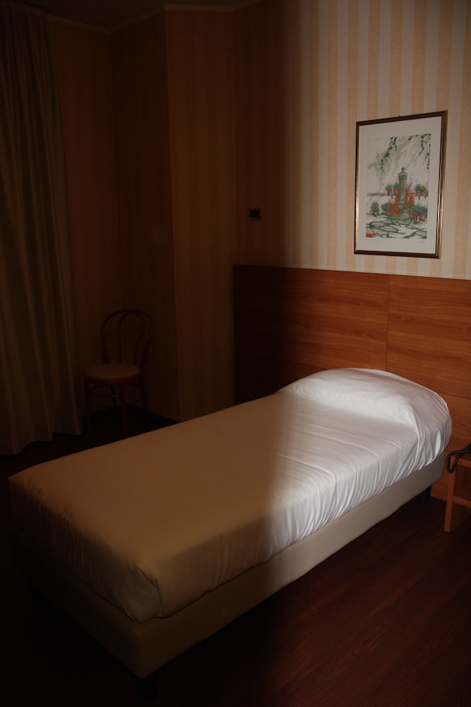 Economy Single Room, Annex Building - Photo 2