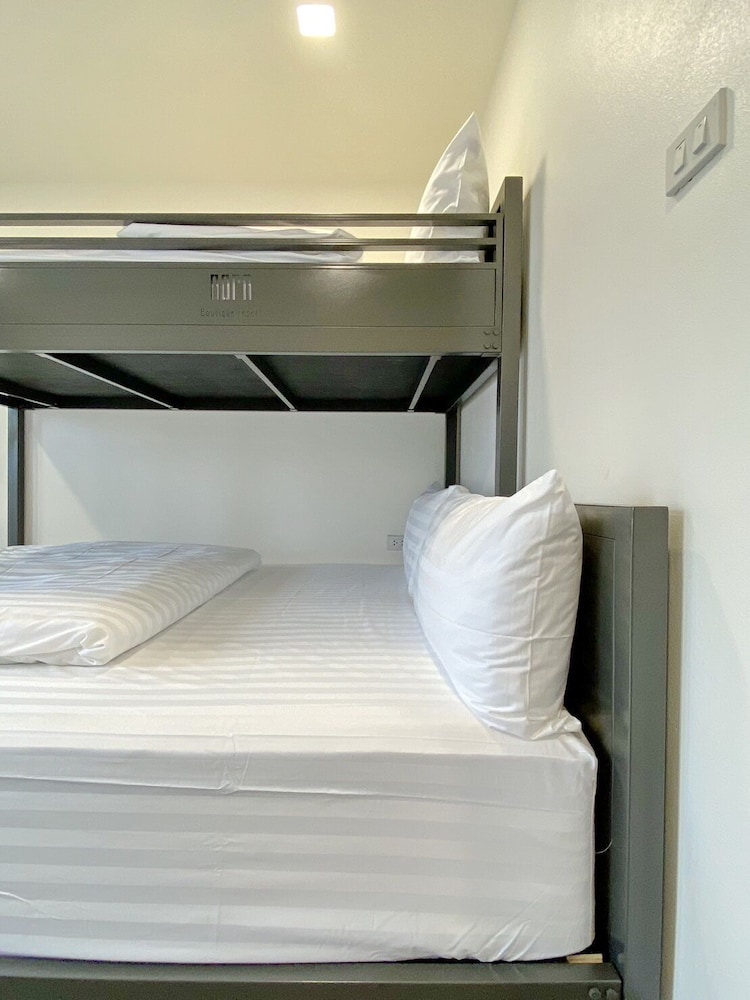 Superior Triple Room photo 3