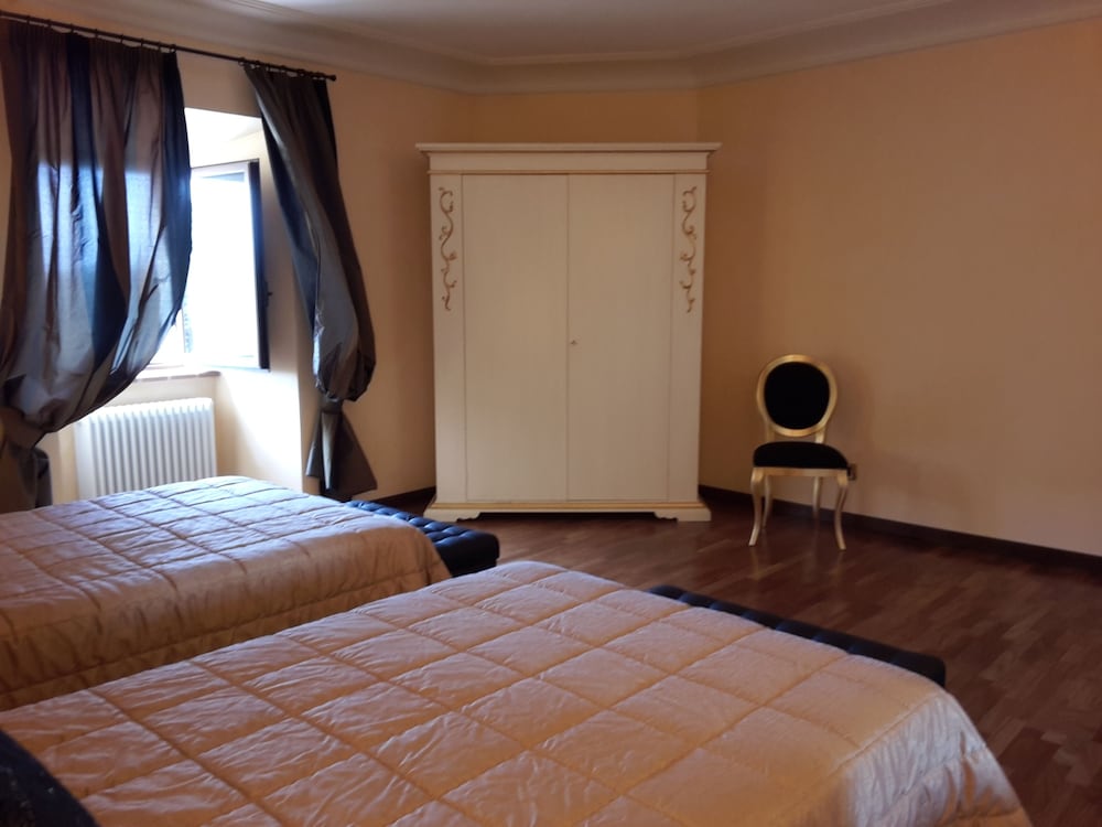 Executive Twin Room, 1 Bedroom photo 3