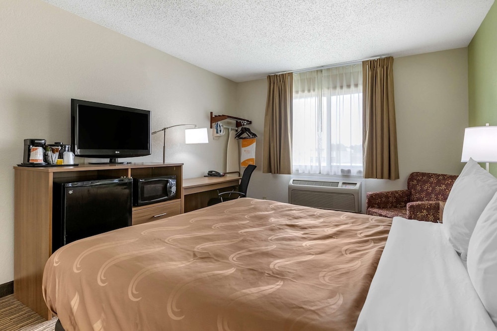 Room, 1 Queen Bed, Accessible, Non Smoking - Photo 6
