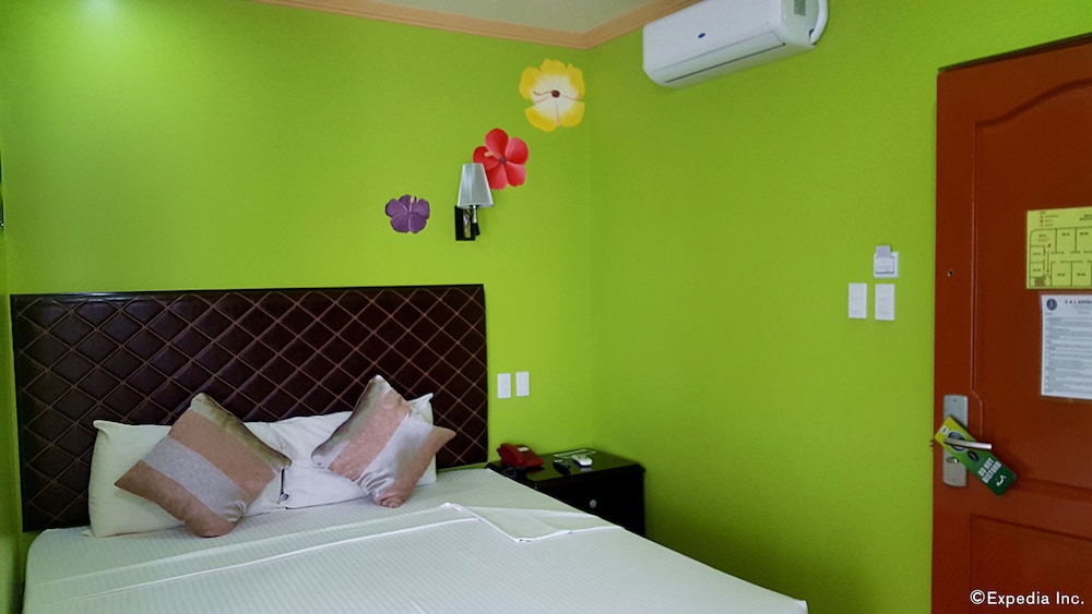 Matrimonial Suite photo 2