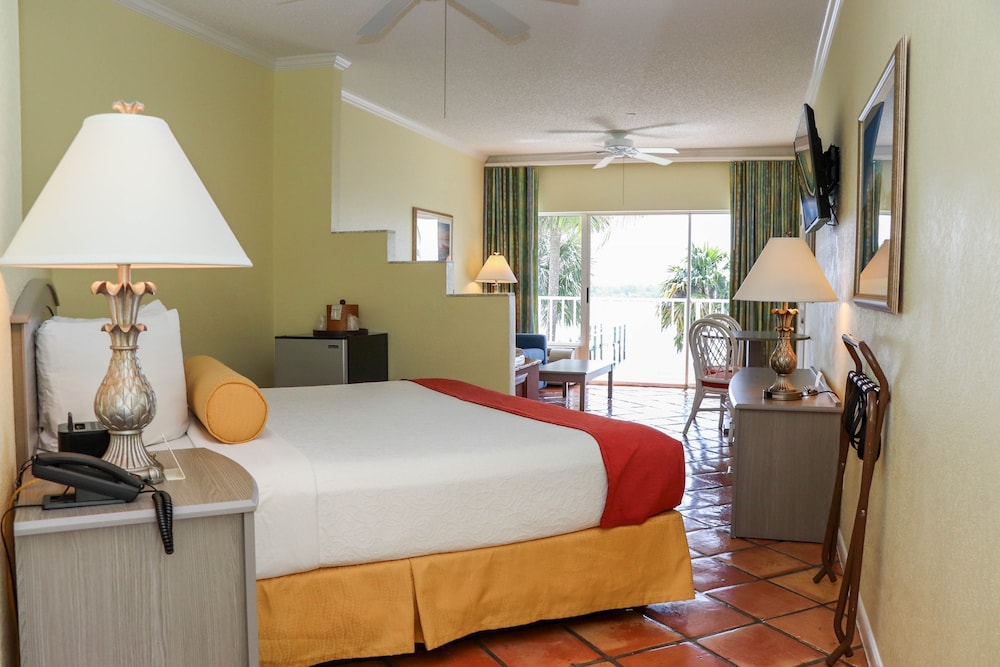 Jacuzzi Waterview Suite photo 3