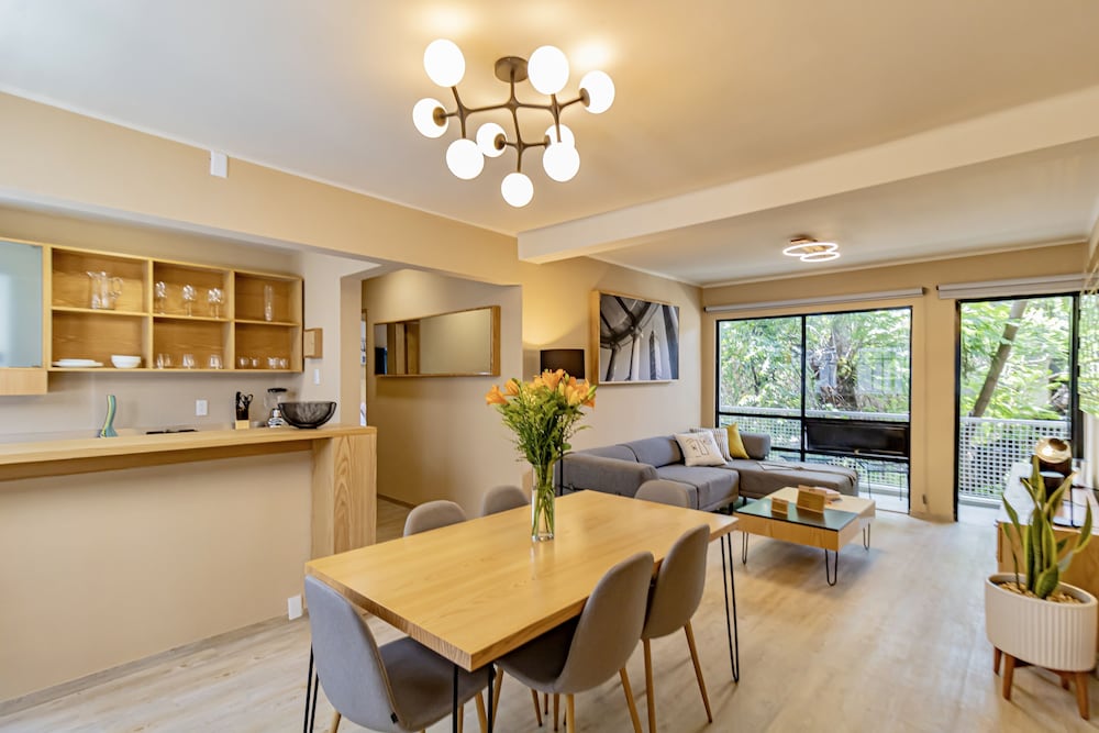 Design Apartment, 2 Bedrooms, Non Smoking, Balcony