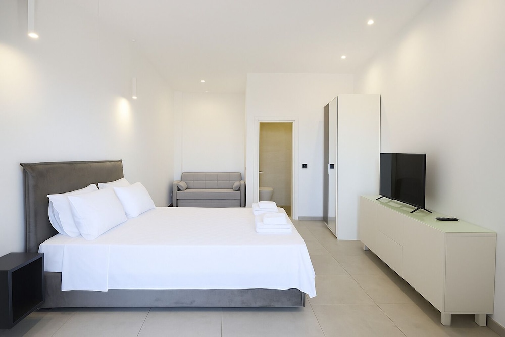 Standard Quadruple Room, Balcony, Sea View