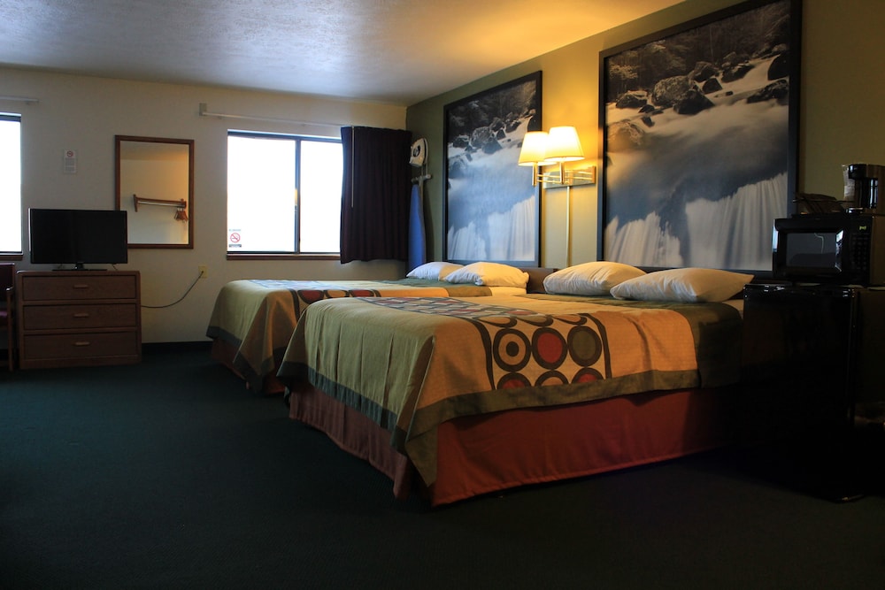 Standard Room, 2 Queen Beds photo 3