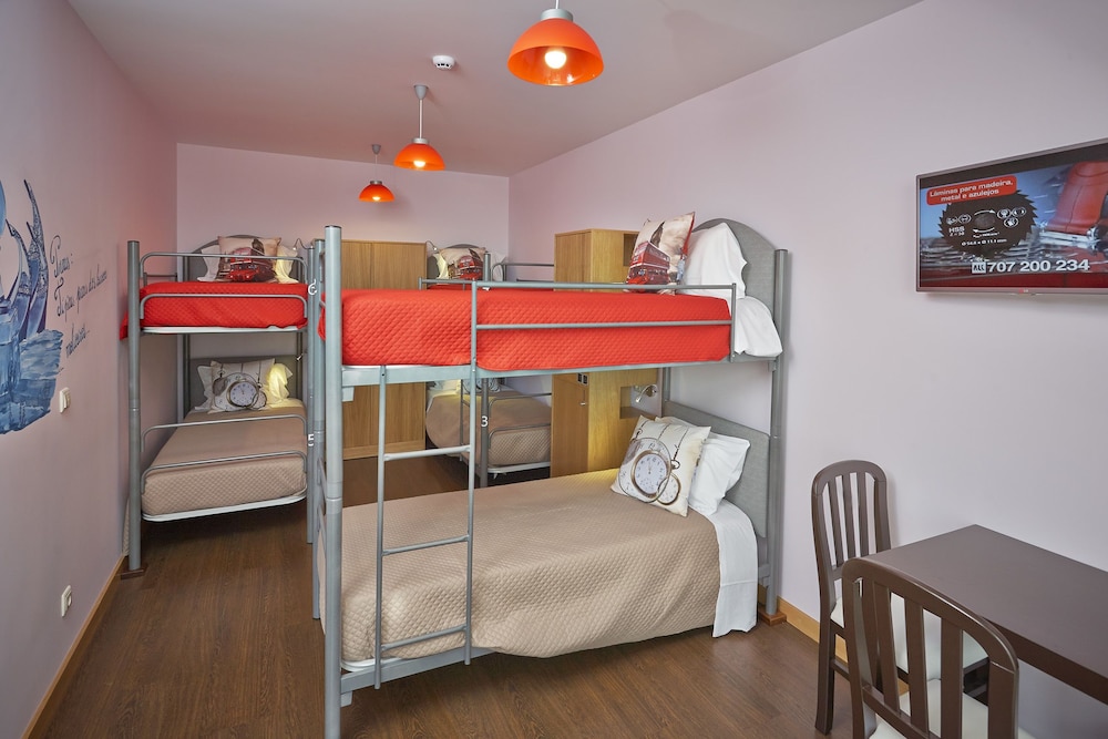 Shared Dormitory, Men Only (One Bed In A 6 People) photo 1