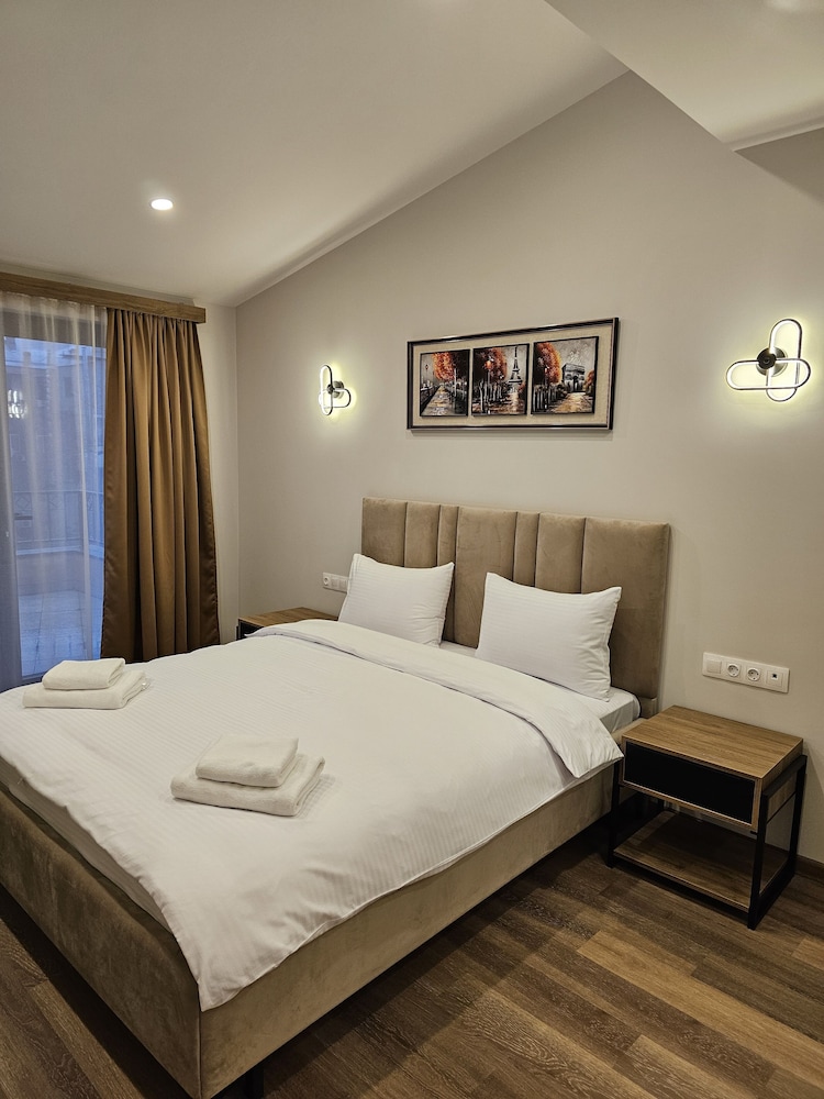 Junior Double Room
