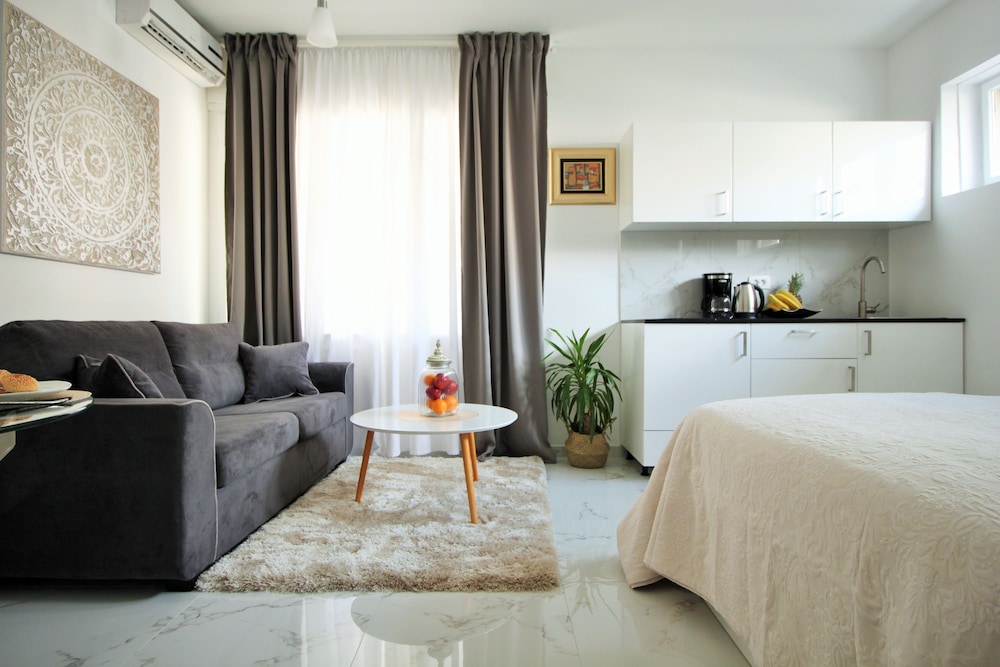 Superior Studio Suite