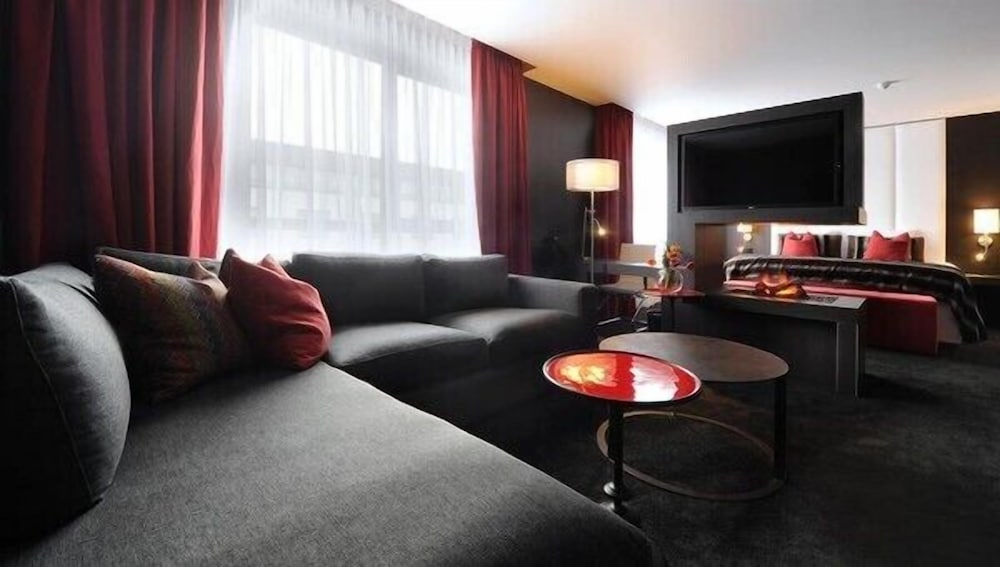 Suite photo 2