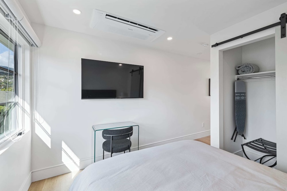 Executive Studio, 1 Queen Bed, Kitchenette photo 3