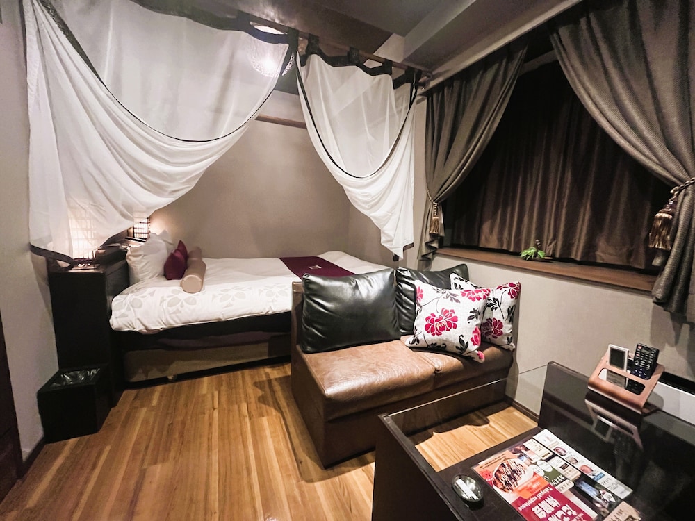 Value Type/Double Bed/20 sqm/with Free All-you-can-drink Alcohol (Smoking)