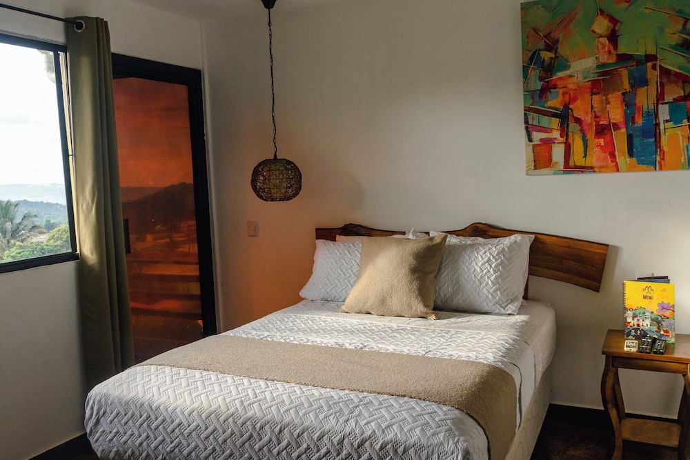 Deluxe Double Room, Balcony, Mountain View photo 2