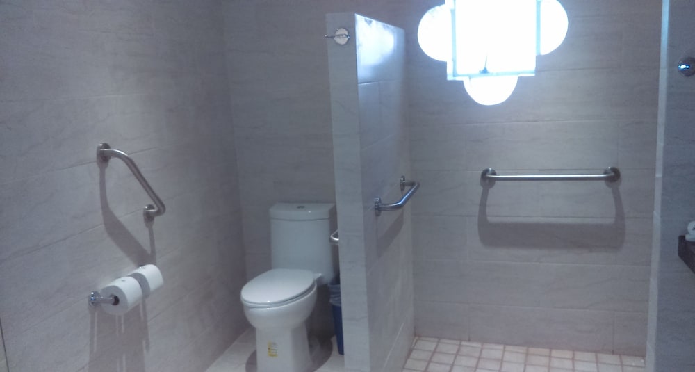 Standard Room - Photo 20
