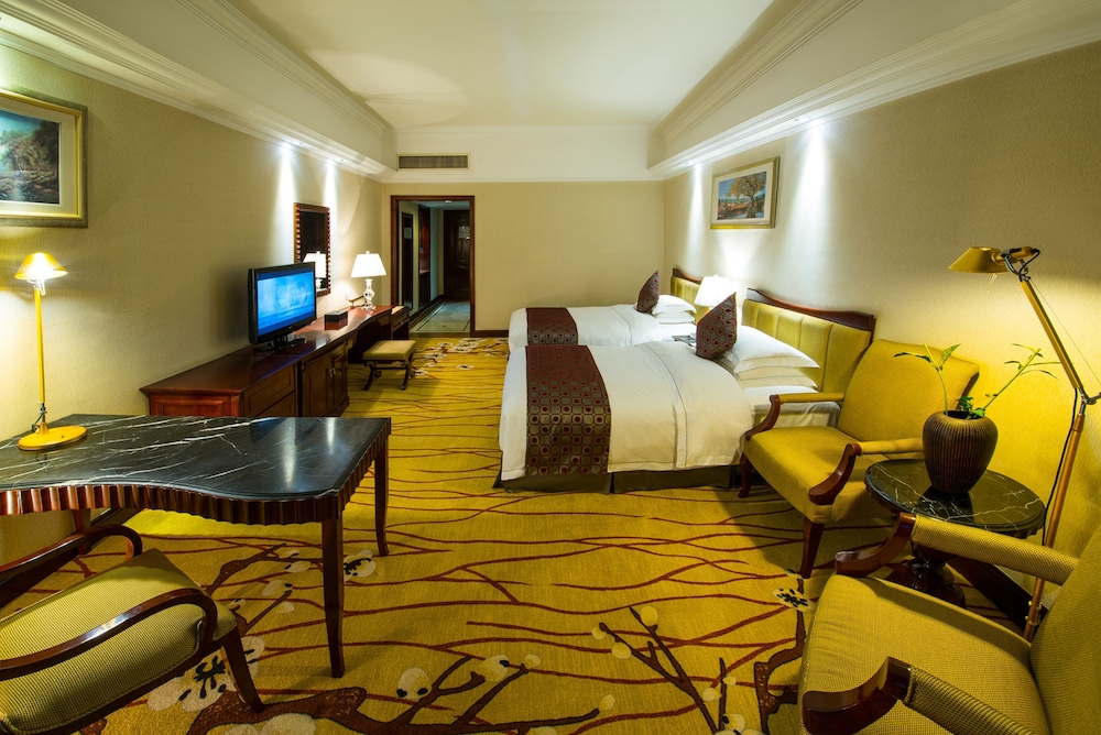 Executive Room - Photo 2
