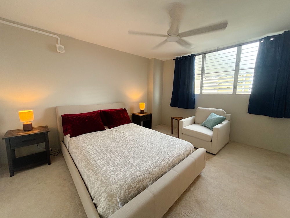 Condo, 2 Bedrooms