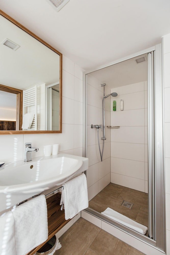 Standard Double Room (No dogs allowed) - Photo 4