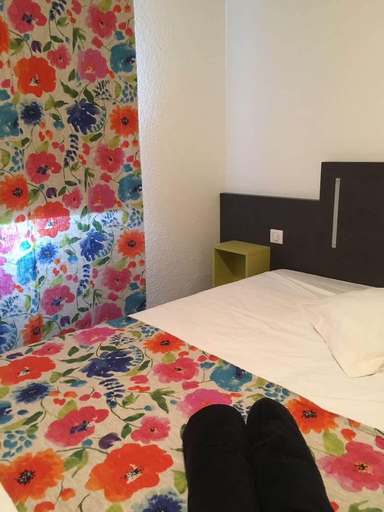 Standard Room, 1 Double Bed - Photo 18