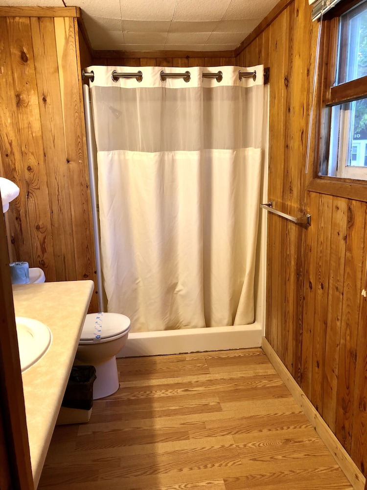 Cabin, 2 Bedrooms photo 2